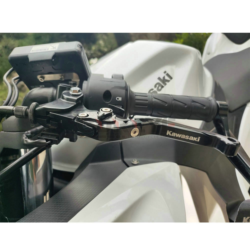 Nuovo per YAMAHA TECH MAX TMAX - Tech Accessories & Gadgets recensione e prezzo
